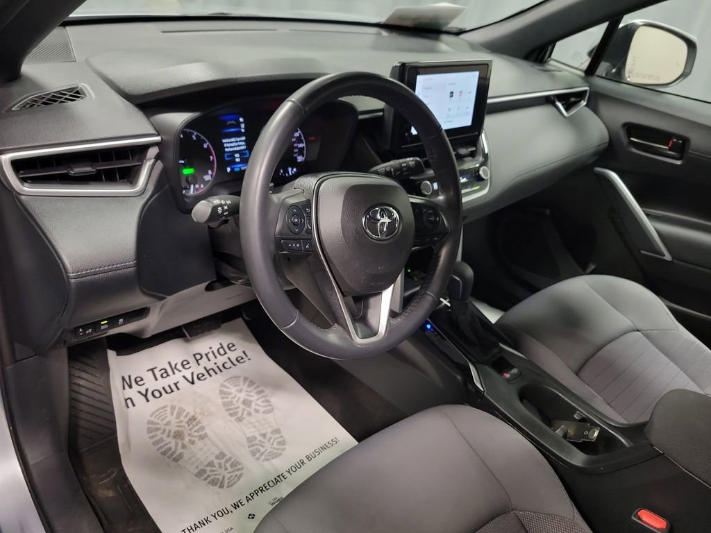 Used 2023 Toyota Corolla Cross SE image 13