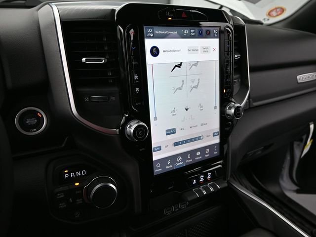 New 2026 RAM 1500 4x4 Crew Cab image 17