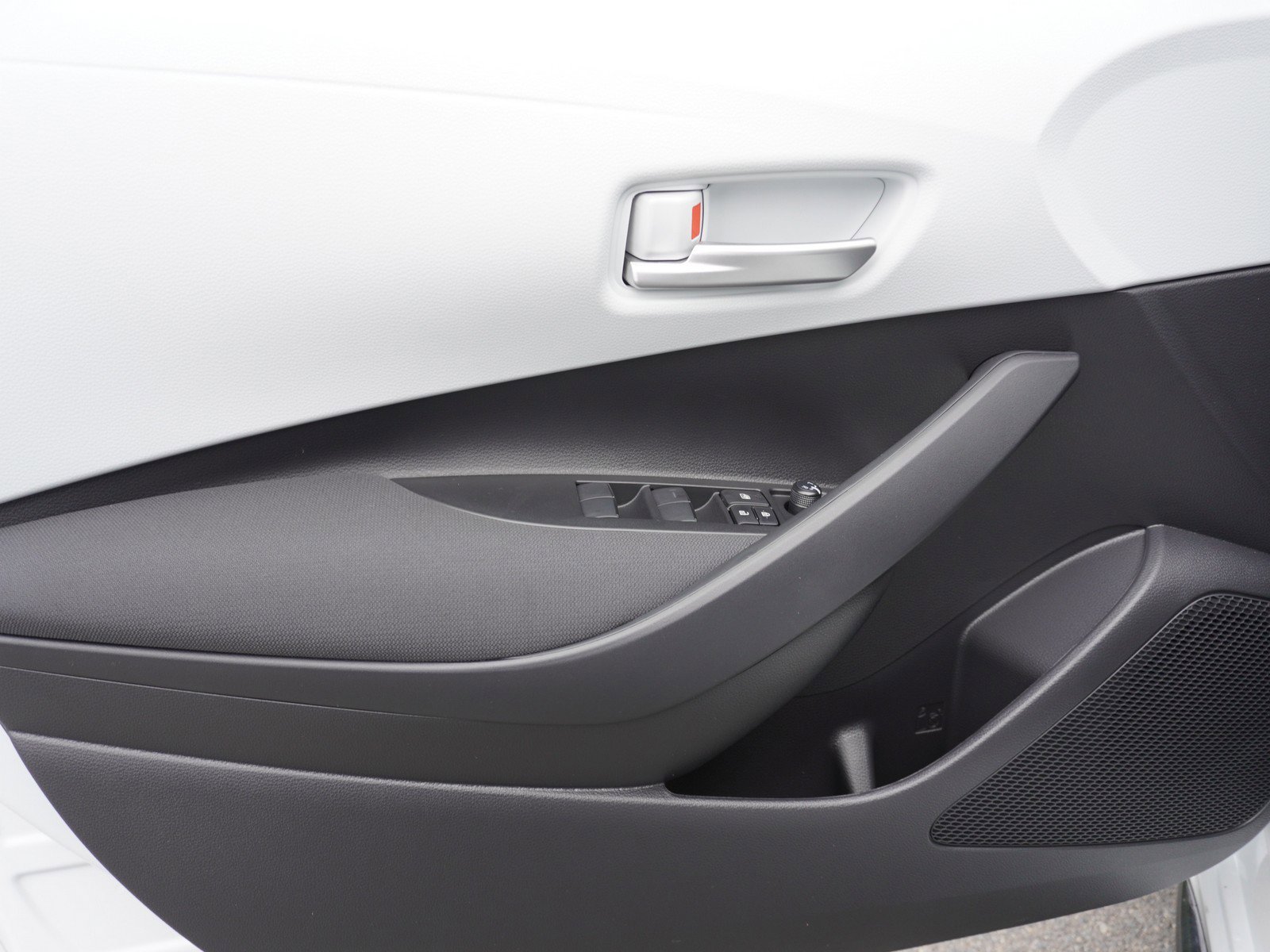 New 2026 Toyota Corolla SE image 17