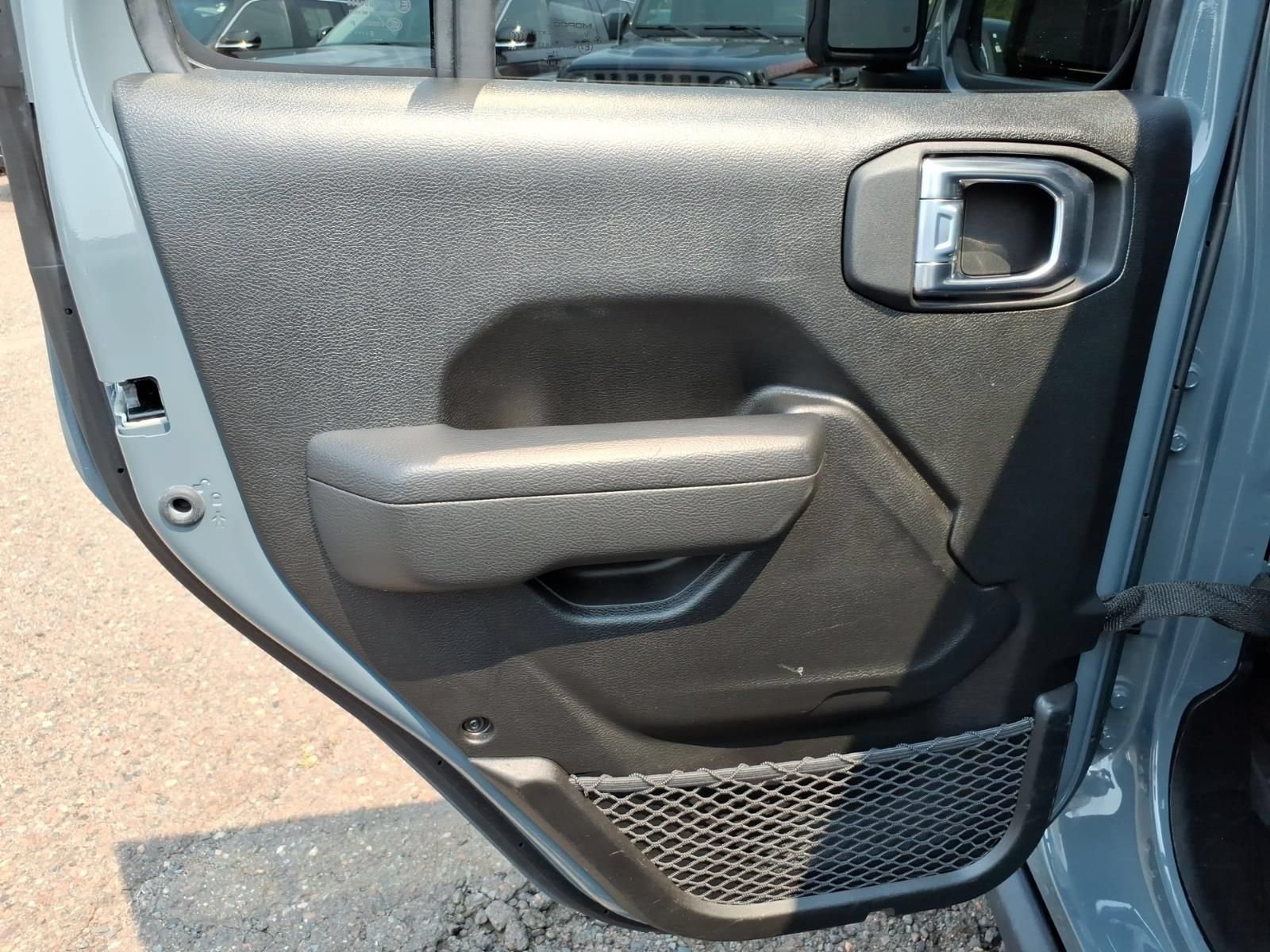 Used 2026 Jeep Gladiator Mojave AWD/4WD image 17