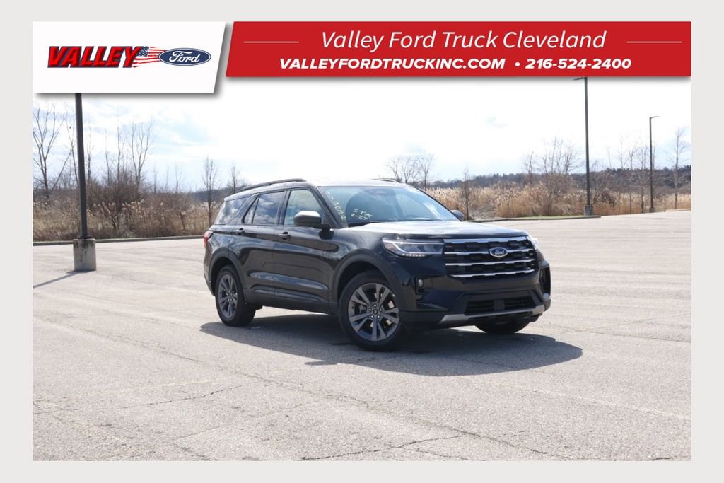 New 2026 Ford Explorer Active w/ Active Comfort Package