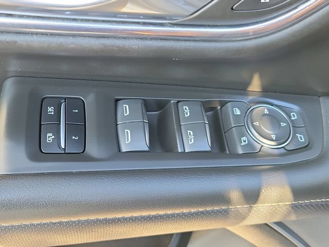 Used 2023 Chevrolet Tahoe Premier w/ Premium Package AWD/4WD image 10
