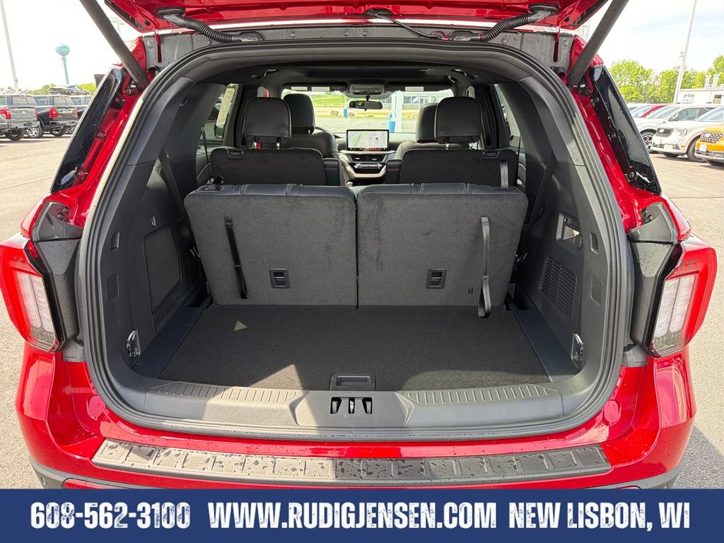 New 2026 Ford Explorer ST-Line AWD/4WD image 26