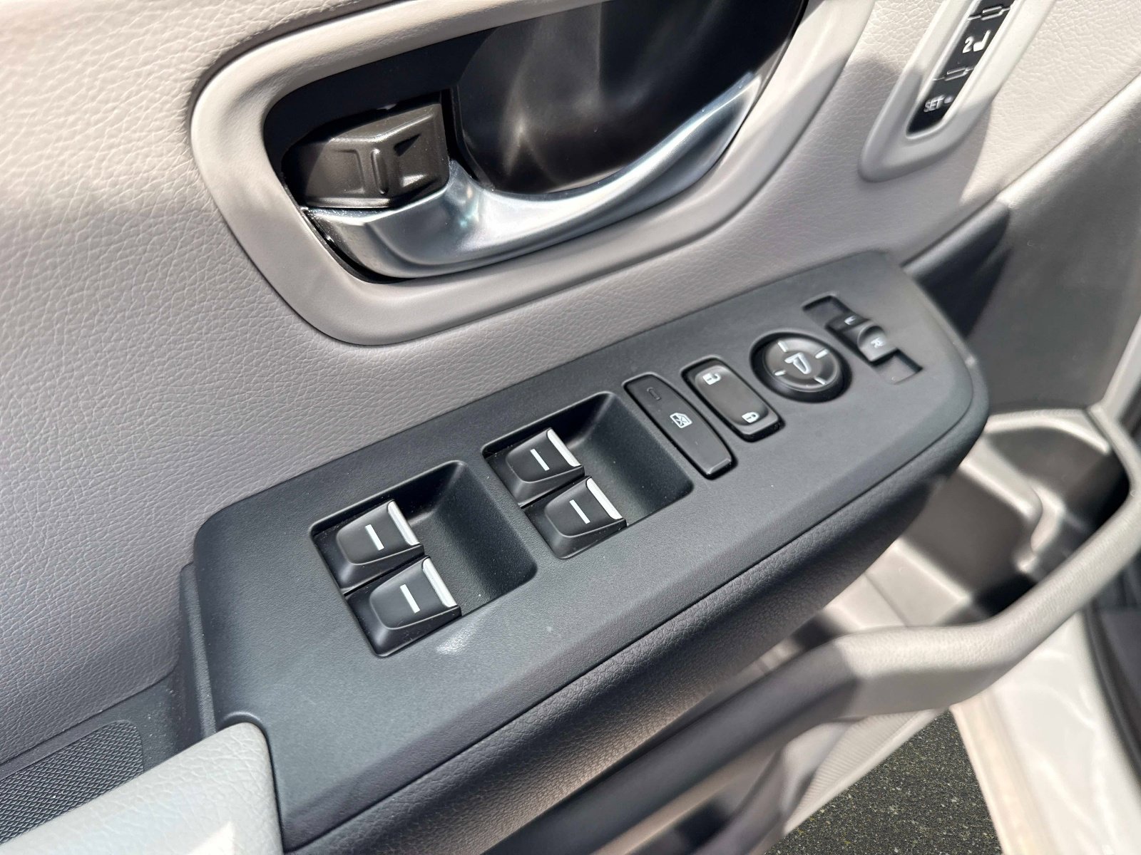 Used 2025 Honda Pilot EX-L image 19