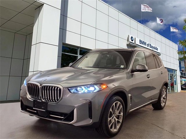 Used 2025 BMW X5 xDrive40i w/ Parking Assistance Package