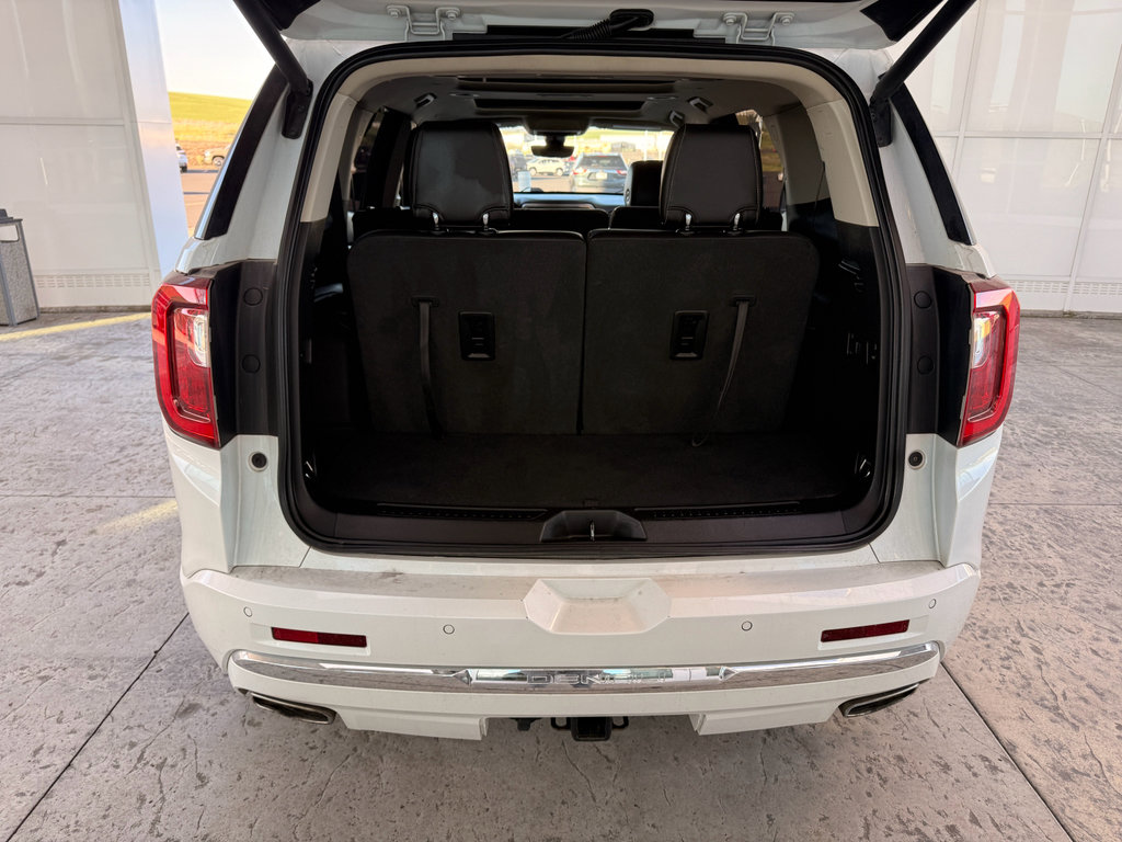 Used 2020 GMC Acadia Denali w/ LPO, Cargo Package AWD/4WD image 8