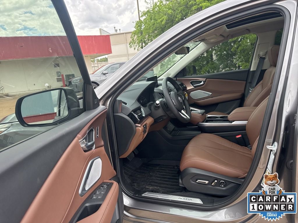 Certified 2025 Acura RDX w/ Technology Package image 9