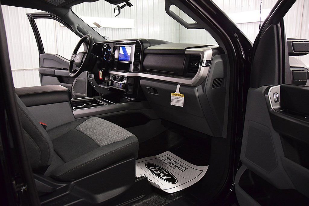 New 2026 Ford F350 XLT w/ FX4 Off-Road Package AWD/4WD image 27