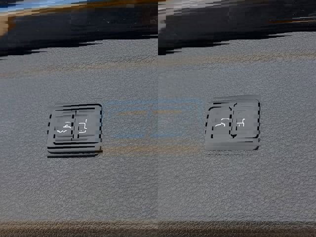 Used 2024 Audi Q5 2.0T Premium w/ Convenience Package image 10