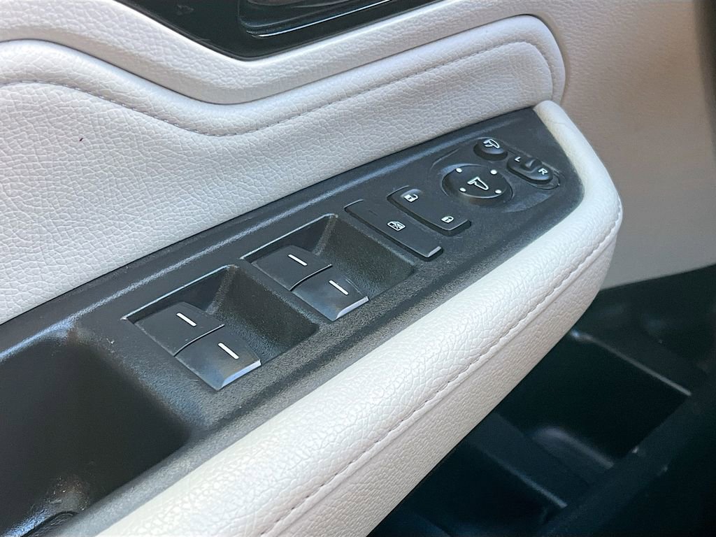 Used 2025 Honda Odyssey Elite image 18