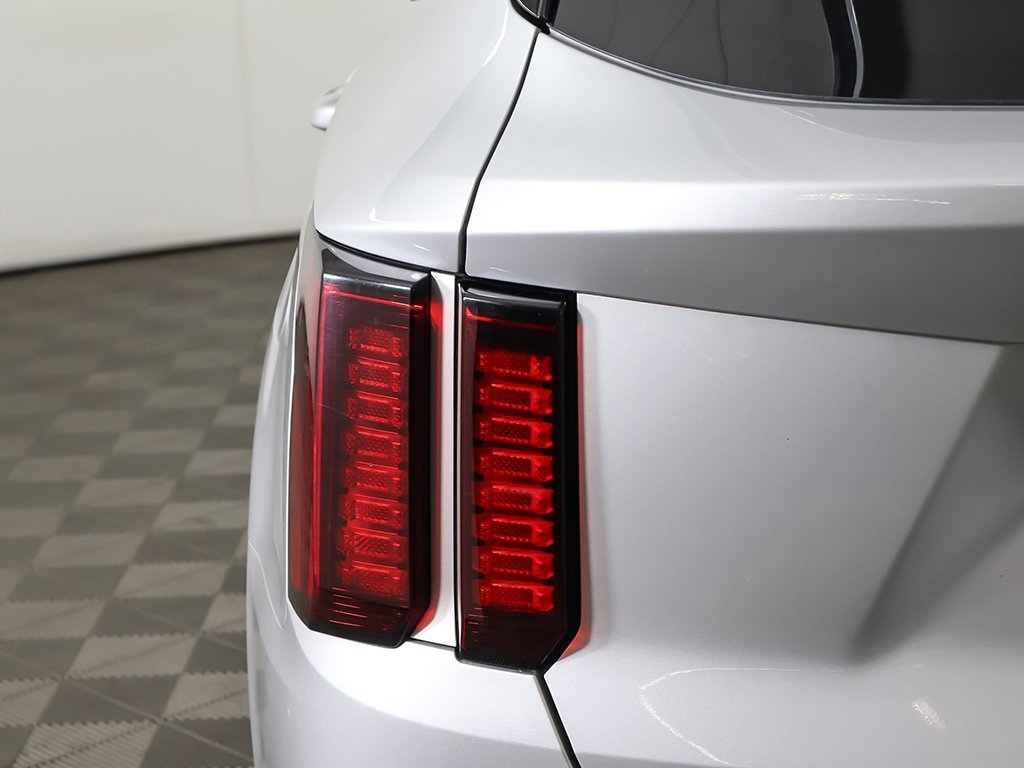 Used 2022 Kia Sorento EX w/ Panoramic Sunroof Package image 17