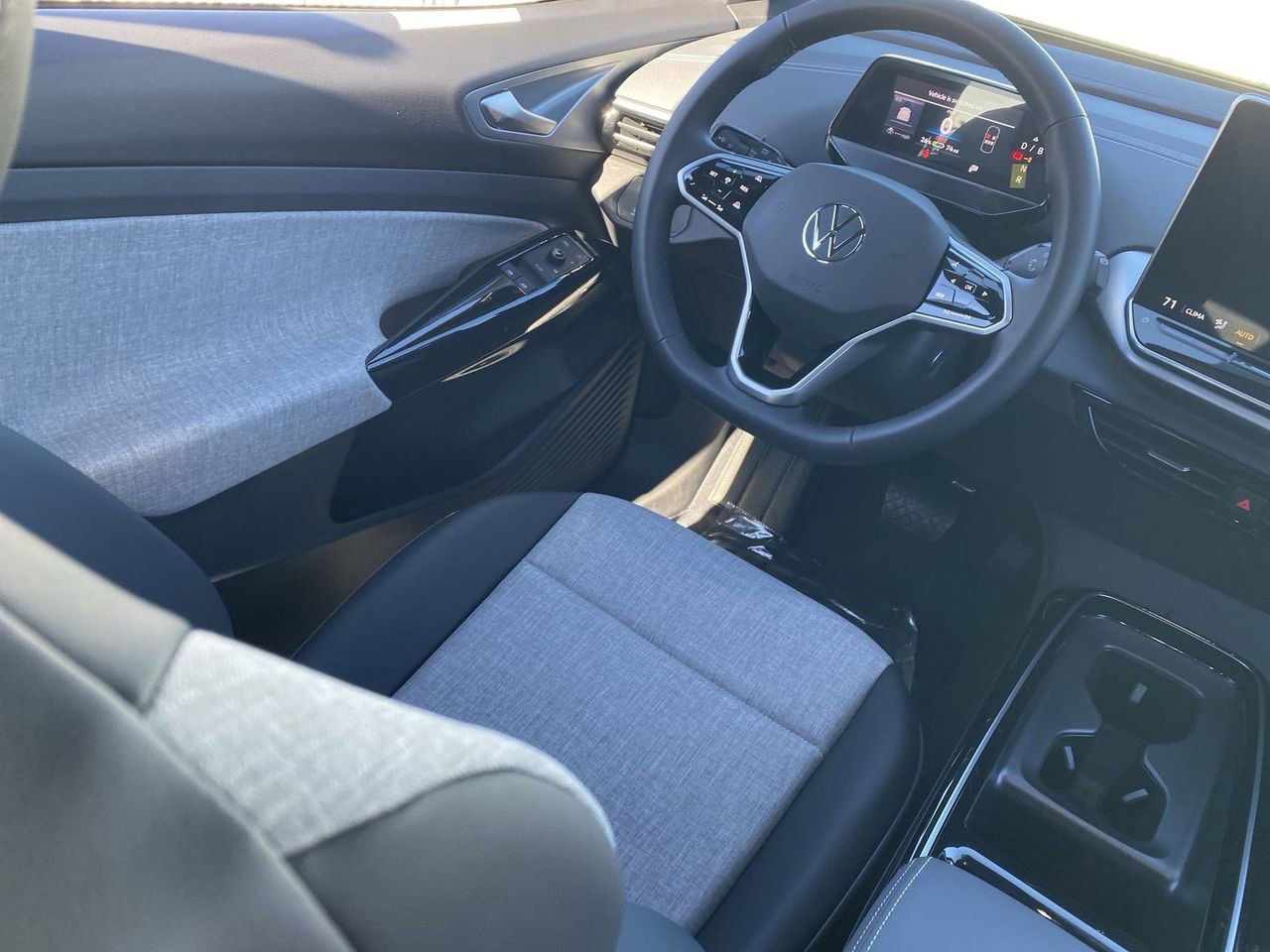 New 2026 Volkswagen ID.4 Pro image 10