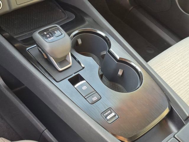 Used 2023 Nissan Rogue SV FWD image 12