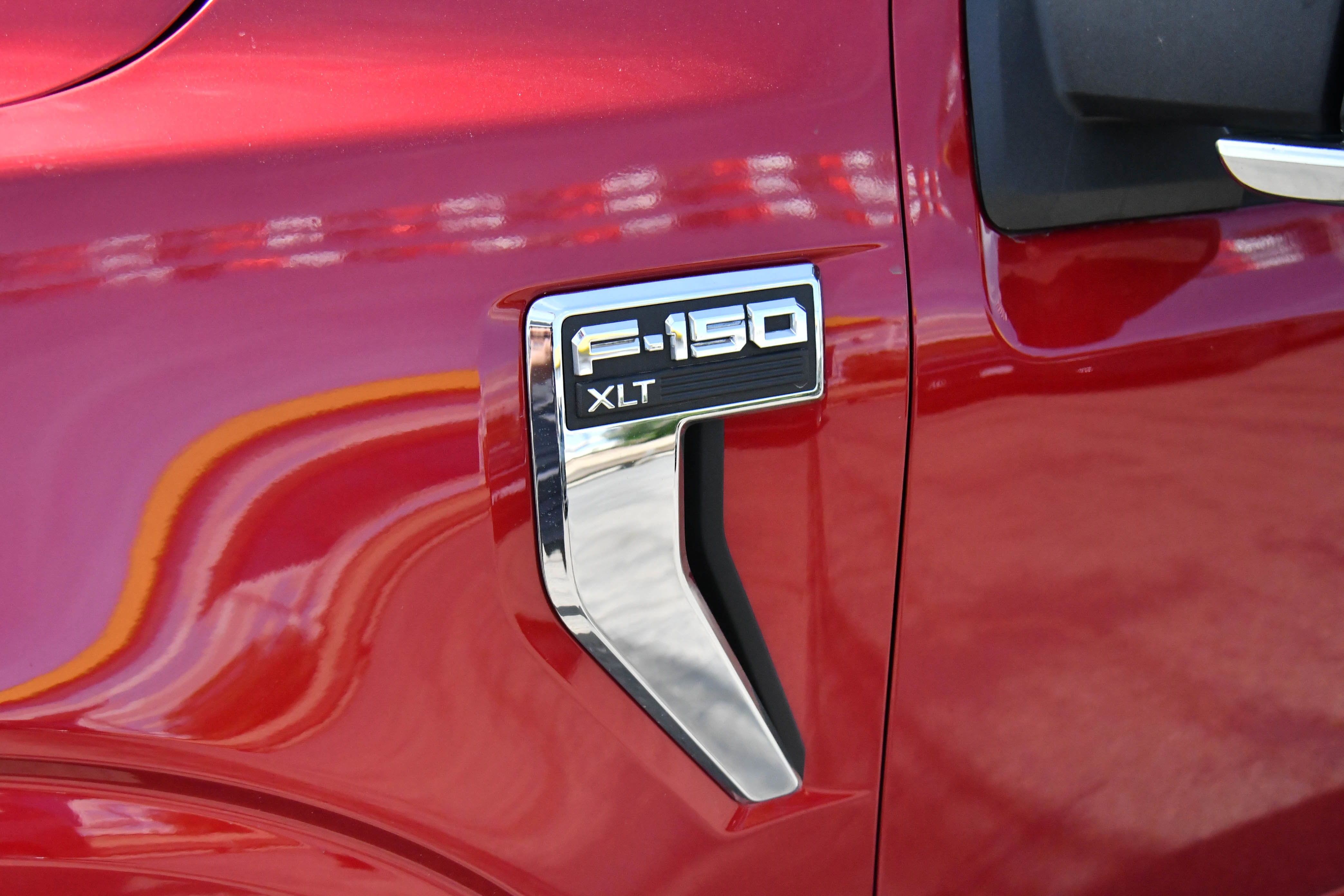 Used 2024 Ford F150 XLT w/ Equipment Group 302A MID AWD/4WD image 13