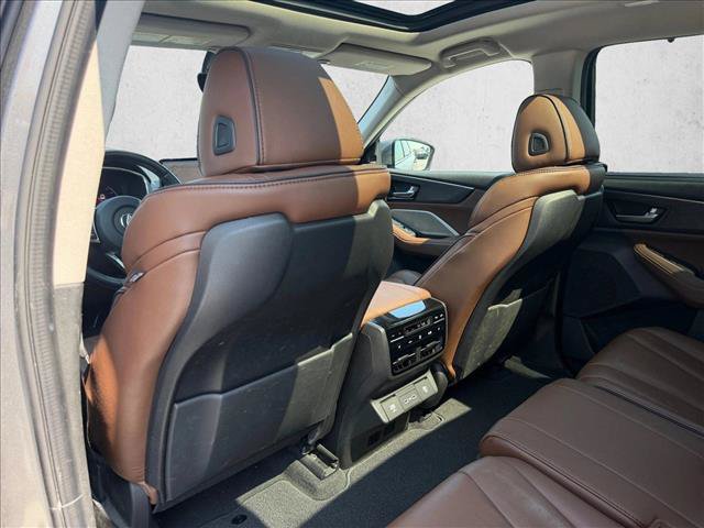 Used 2022 Acura MDX w/ Advance Package AWD/4WD image 18