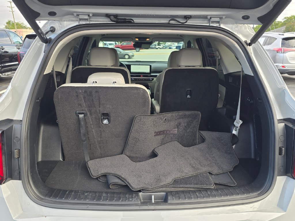 Certified 2025 Kia Sorento EX FWD image 13