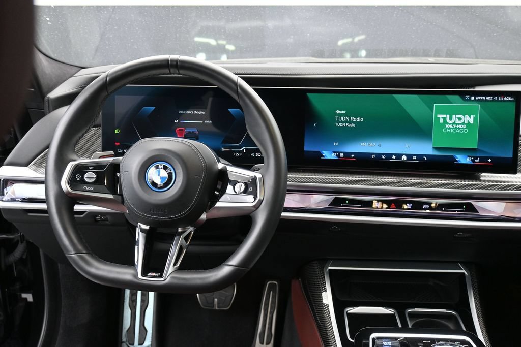 Used 2023 BMW i7 xDrive60 AWD/4WD image 11