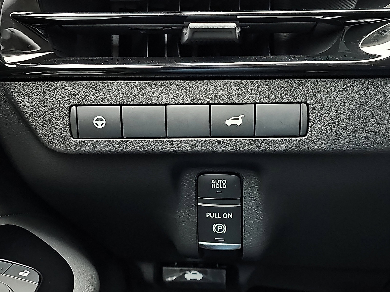 Certified 2025 Nissan Murano SV image 24