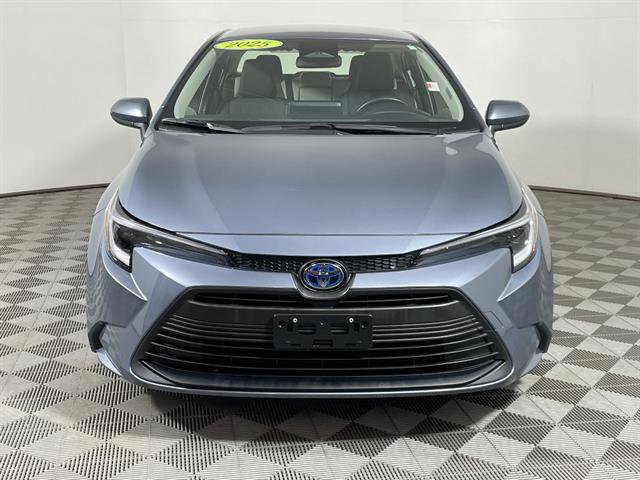 Certified 2025 Toyota Corolla LE w/ Convenience Package AWD/4WD image 2