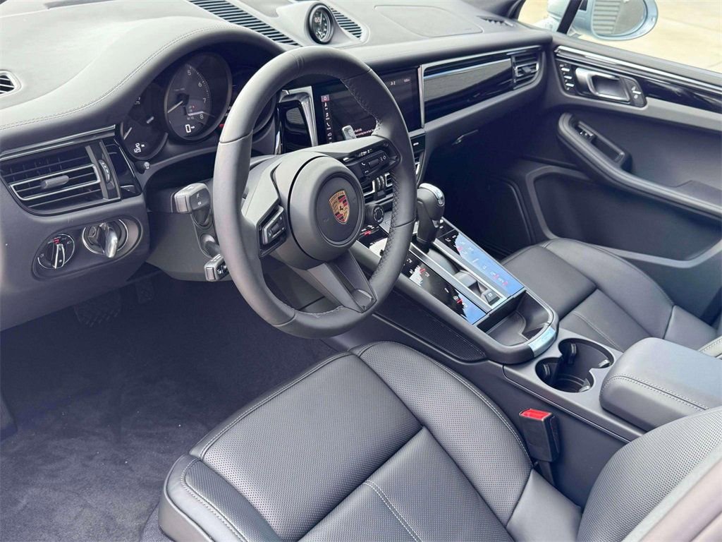 New 2026 Porsche Macan S image 12