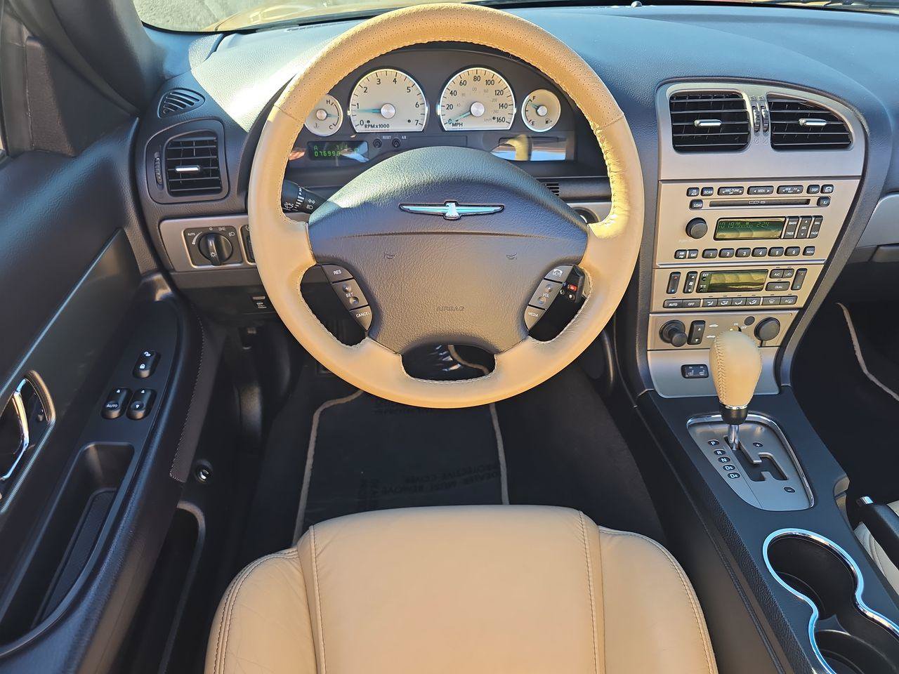 Used 2005 Ford Thunderbird RWD image 6