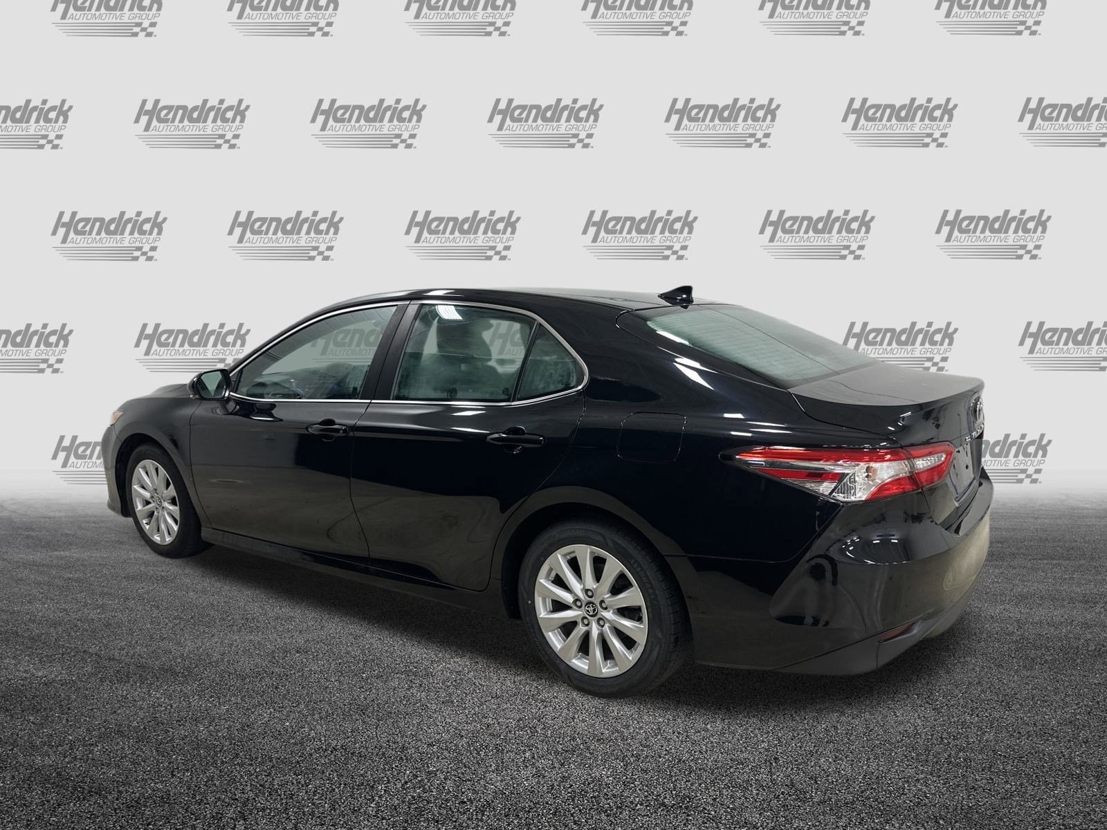 Used 2019 Toyota Camry LE image 8