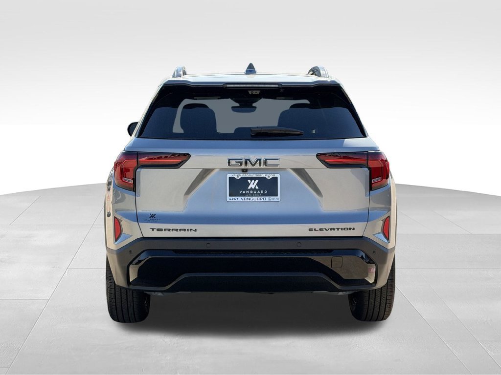 New 2027 GMC Terrain Elevation w/ Elevation Premium Package FWD image 4