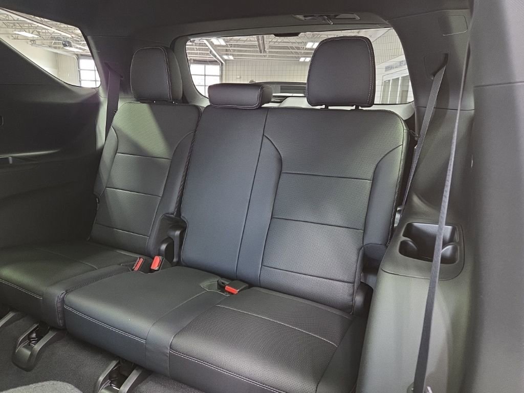 New 2026 Chevrolet Traverse LT image 37