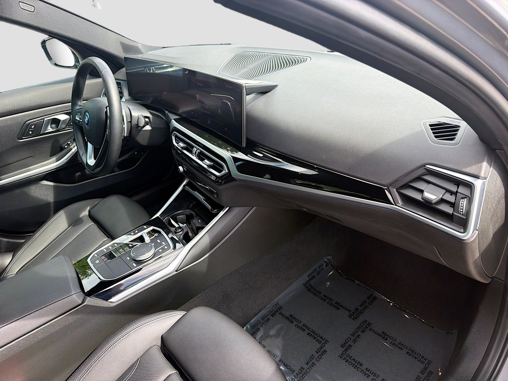 Used 2024 BMW 330e image 30