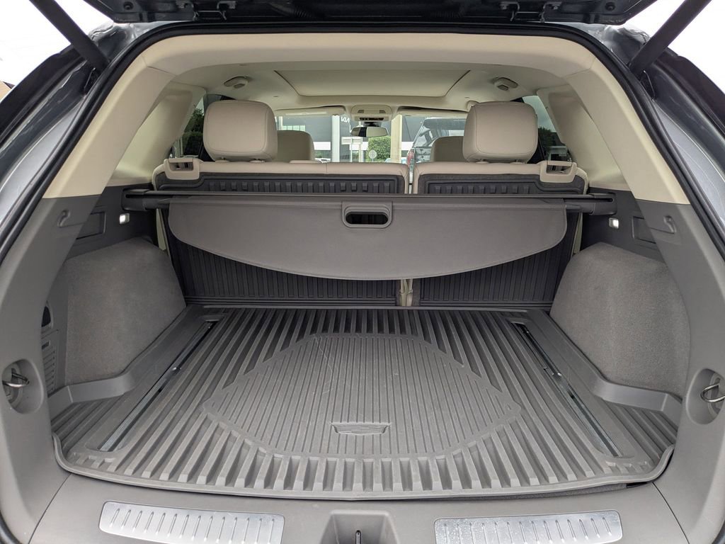 Used 2021 Cadillac XT5 Premium Luxury FWD image 12