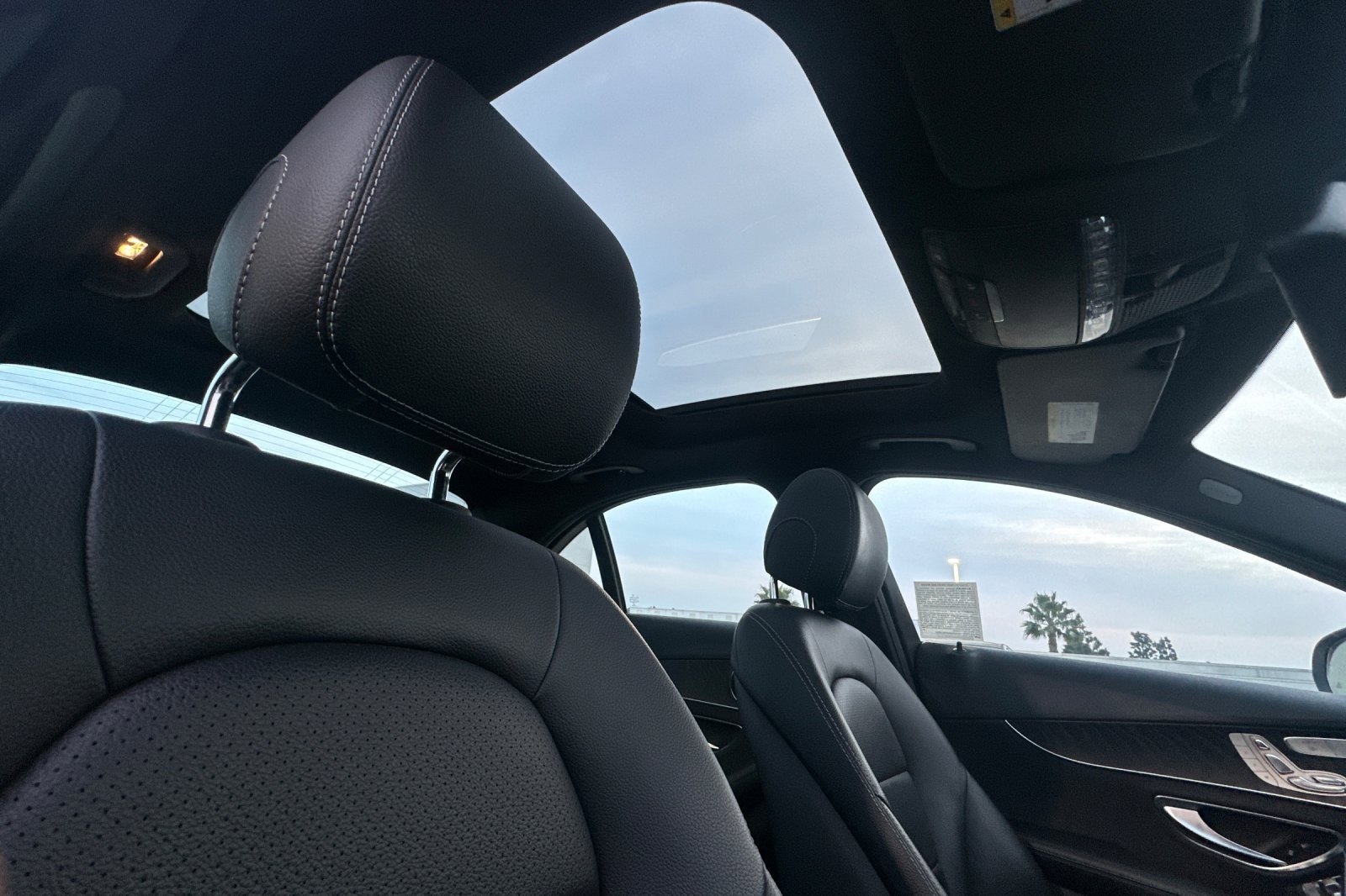 Used 2018 Mercedes-Benz C 300 Sedan w/ Premium Package image 15