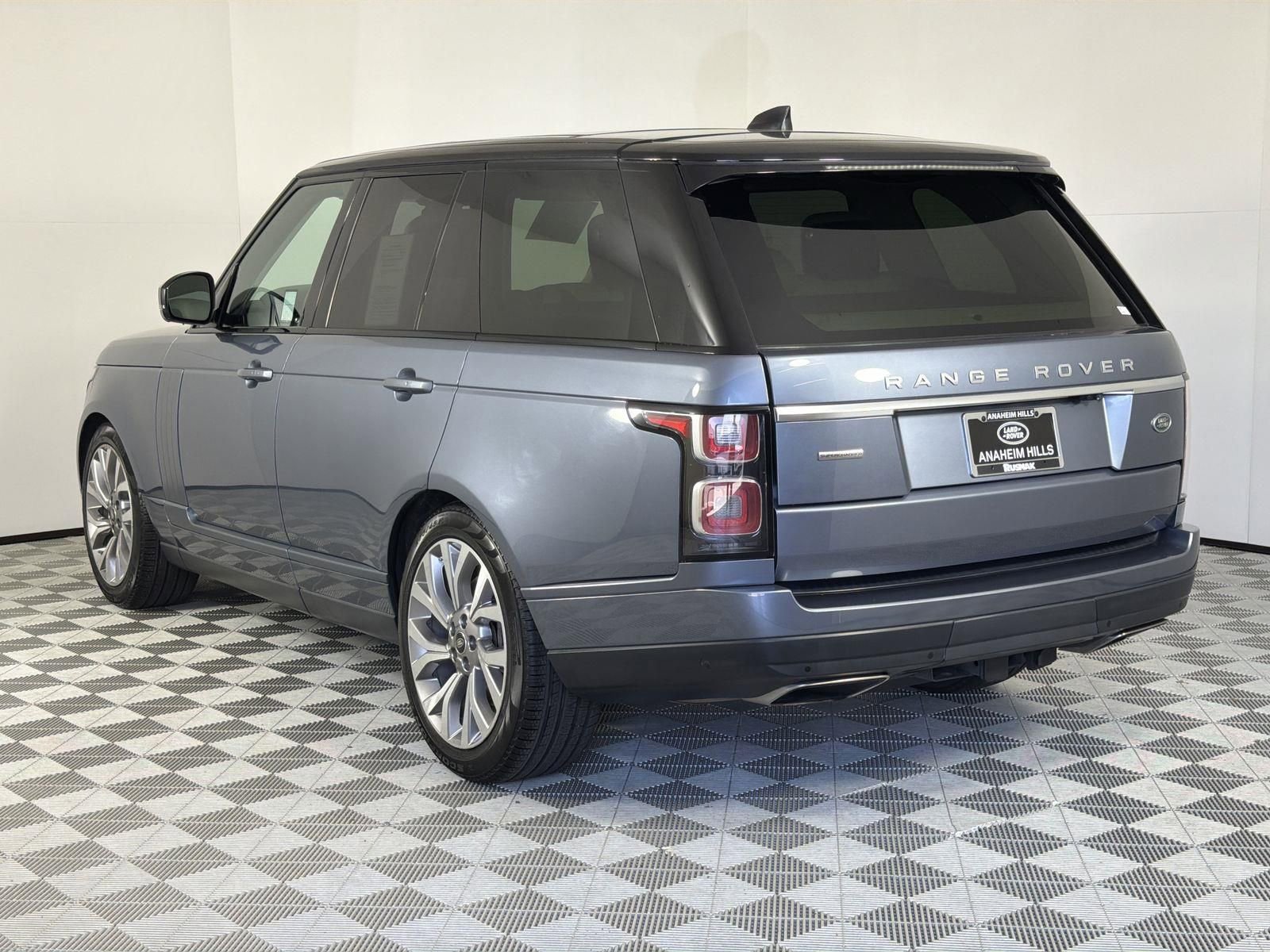 Used 2019 Land Rover Range Rover Supercharged image 3