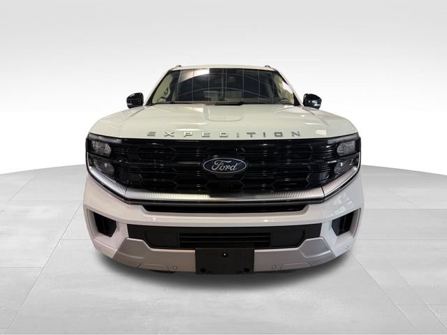 Used 2025 Ford Expedition Max Platinum AWD/4WD image 2