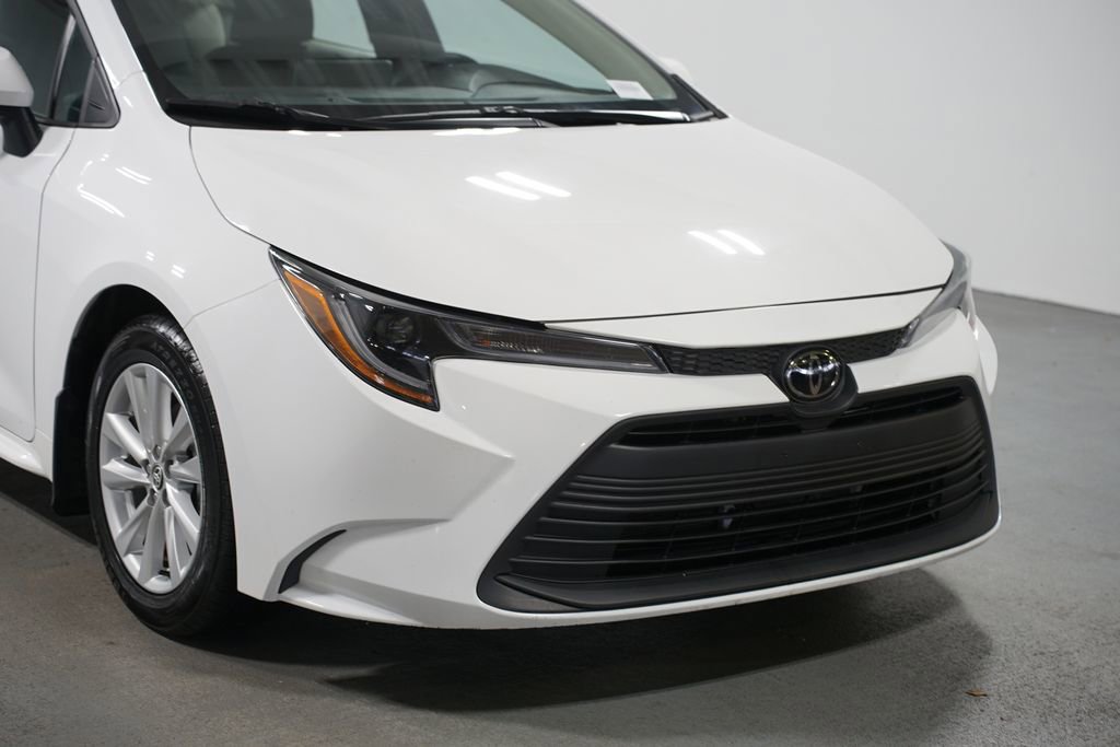 Certified 2024 Toyota Corolla LE w/ LE Convenience Package image 4