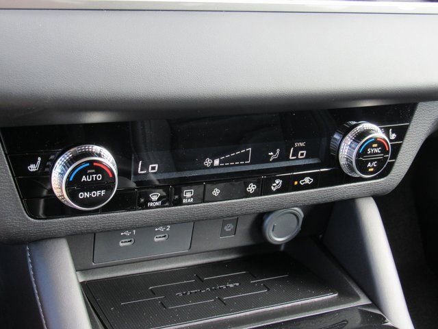 New 2025 Mitsubishi Outlander SE image 20