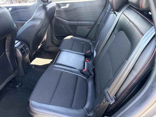 Used 2025 Ford Escape ST-Line Select AWD/4WD image 15
