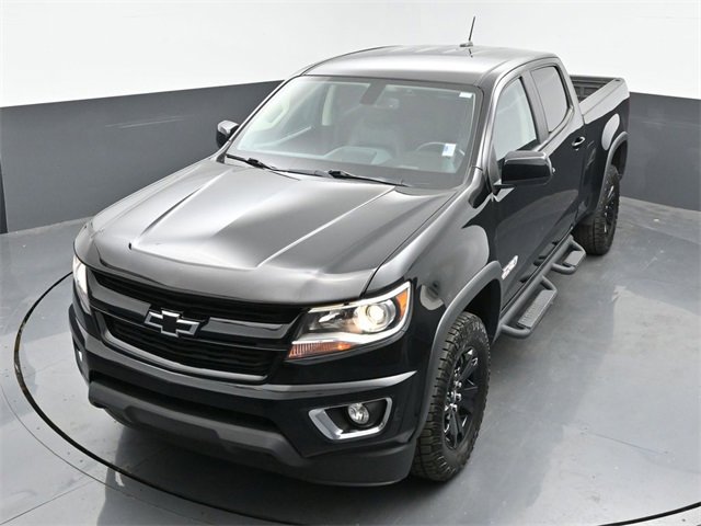 Used 2018 Chevrolet Colorado Z71 w/ Z71 Midnight Edition image 2