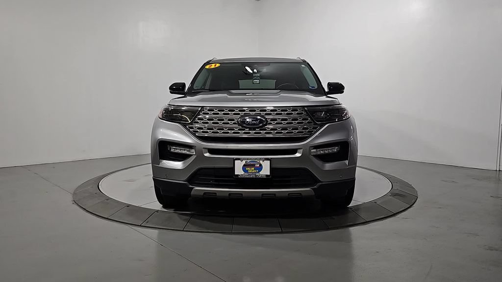 Used 2021 Ford Explorer Limited w/ Equipment Group 301A AWD/4WD image 9