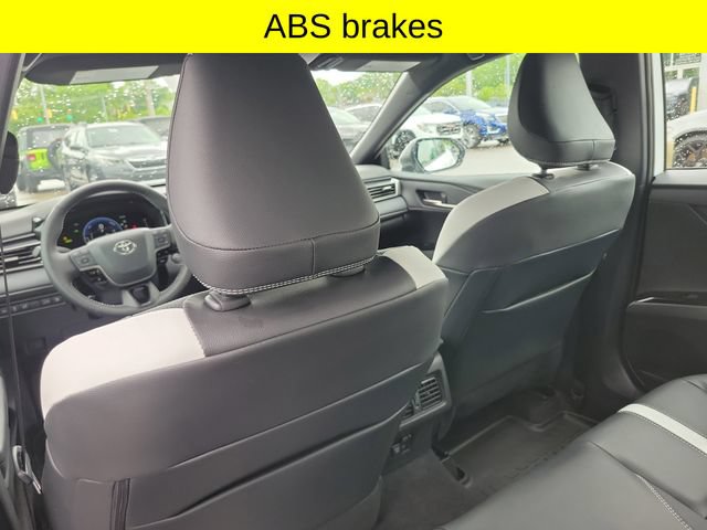 Used 2026 Toyota Camry SE FWD image 26