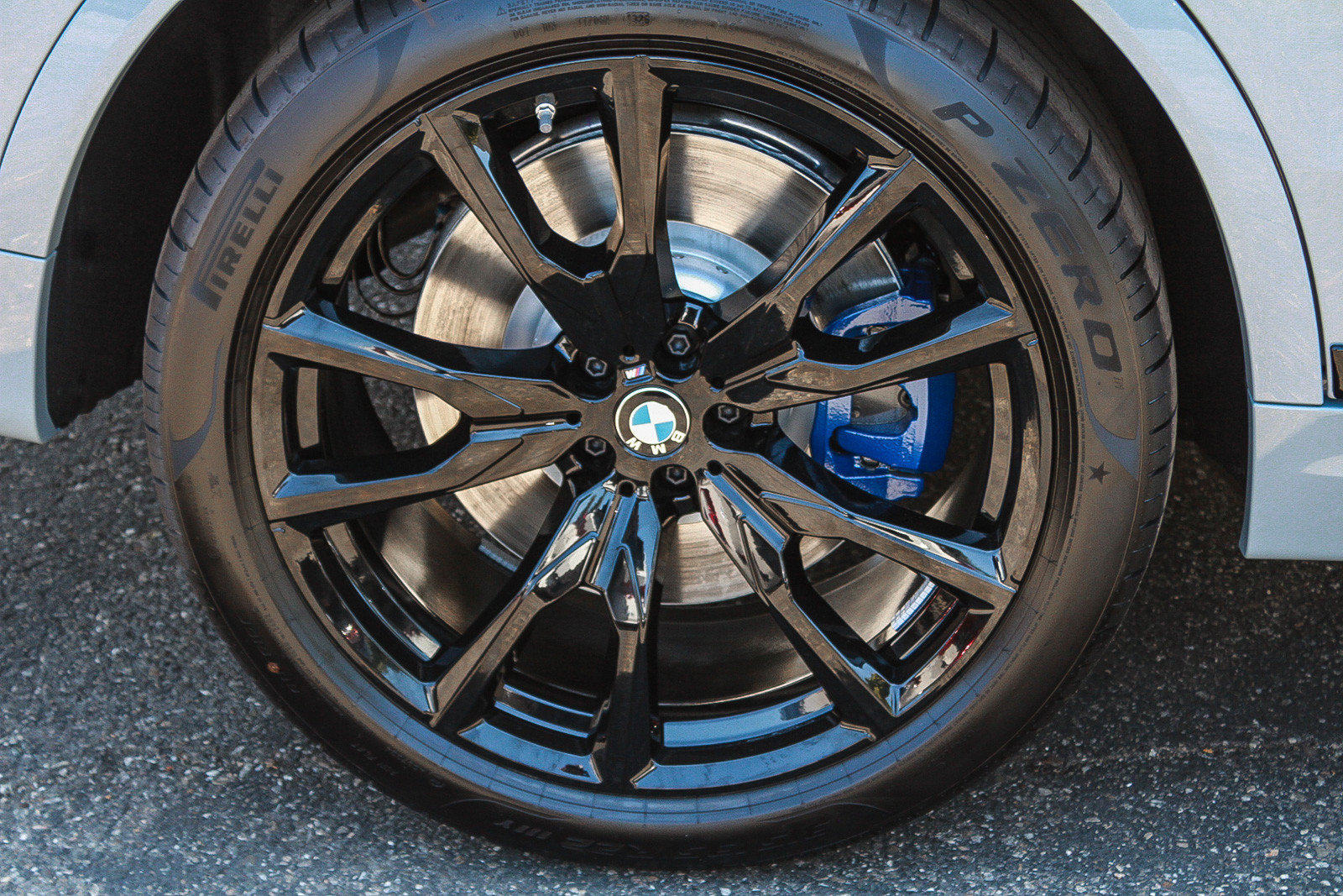 New 2027 BMW X7 M60i AWD/4WD image 11