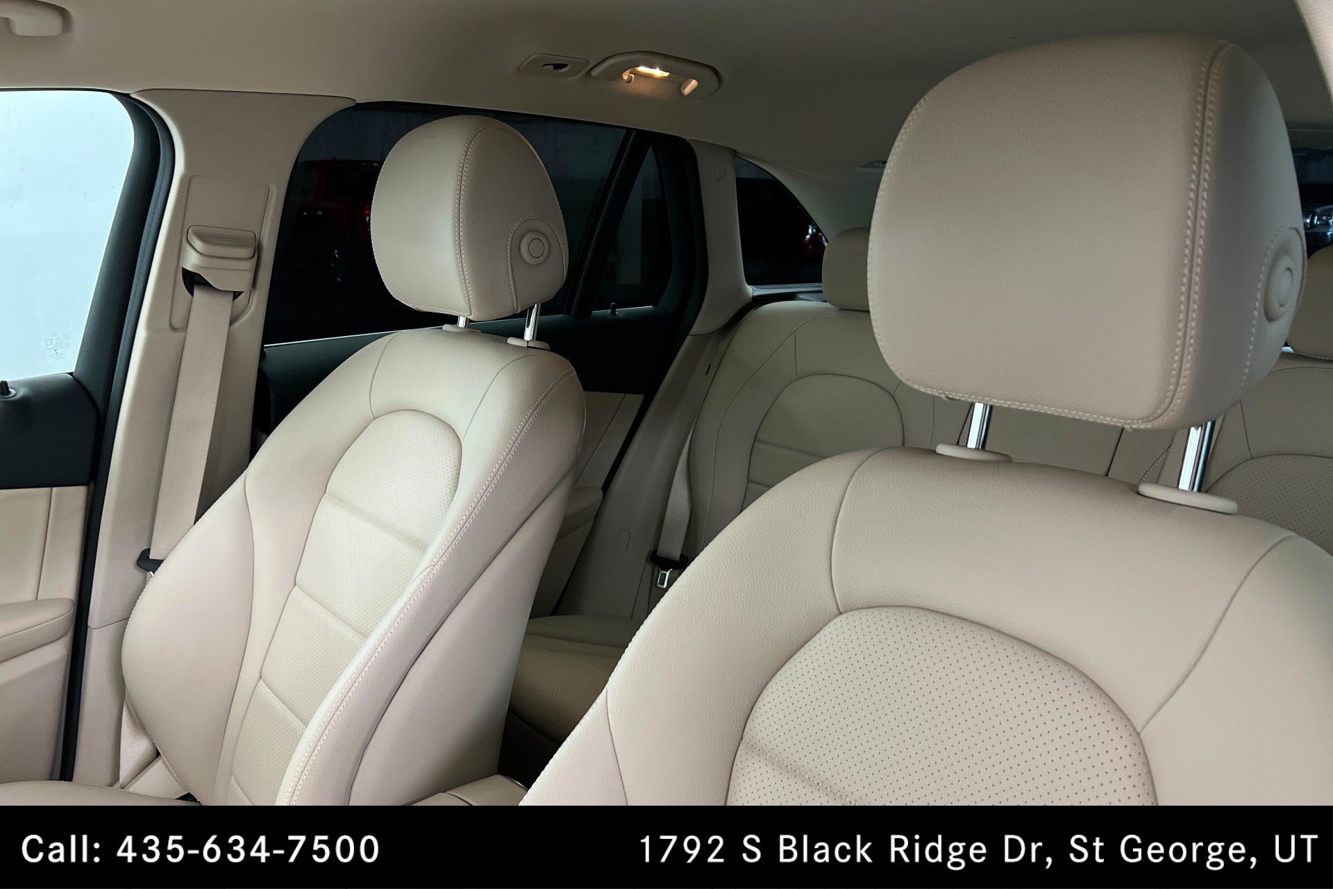 Certified 2022 Mercedes-Benz GLC 300 4MATIC w/ Premium Package Lite image 16