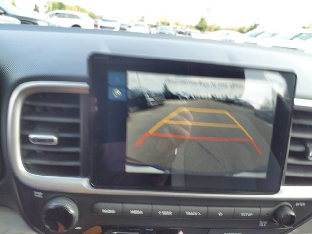 Certified 2026 Hyundai Venue SEL FWD image 24