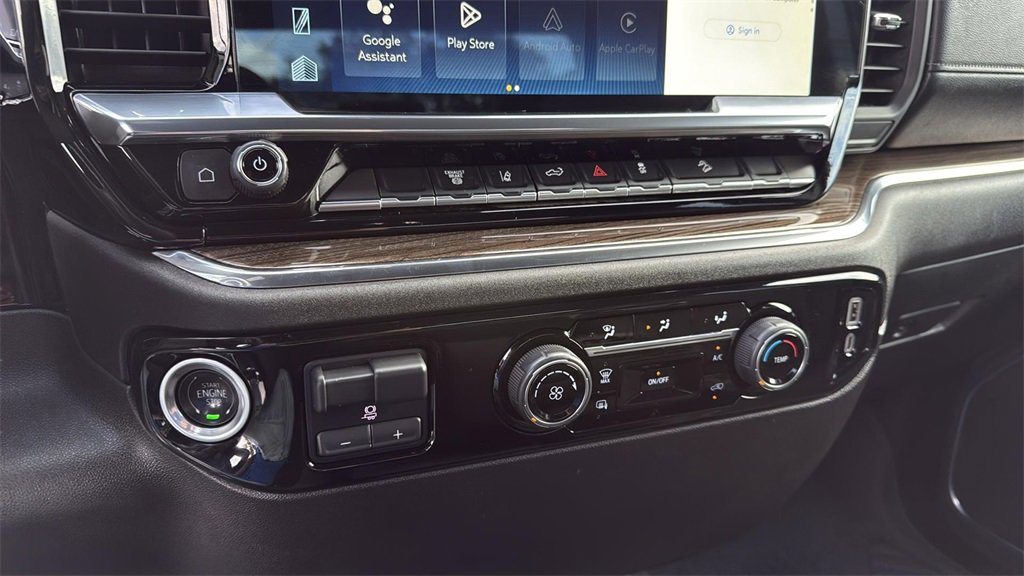 Used 2024 Chevrolet Silverado 2500 LT image 22