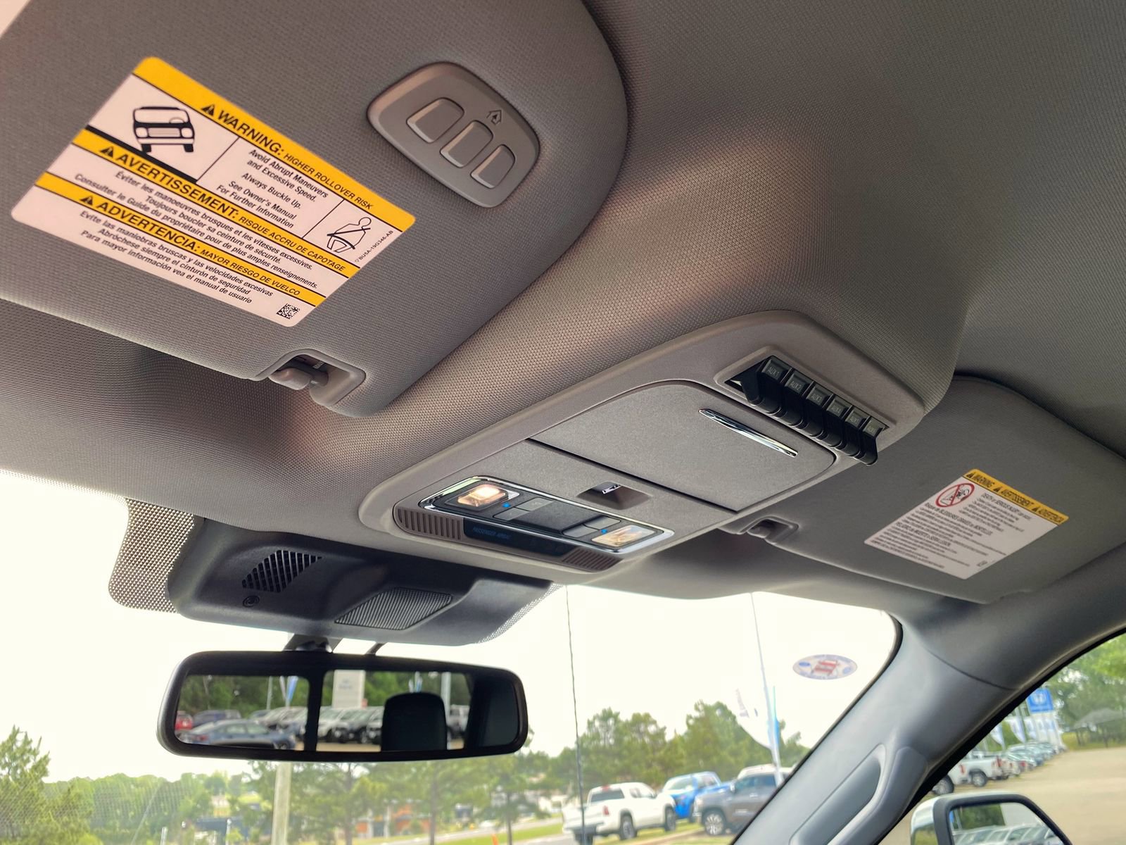 Used 2025 Ford F250 Lariat w/ Chrome Package image 29