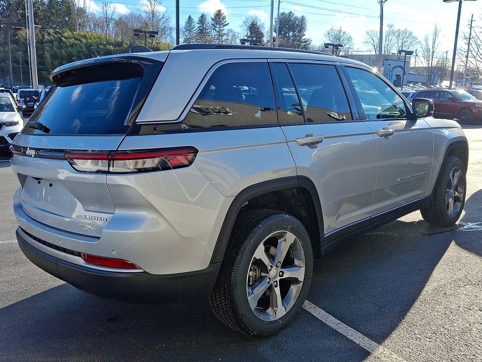 New 2026 Jeep Grand Cherokee Limited image 3
