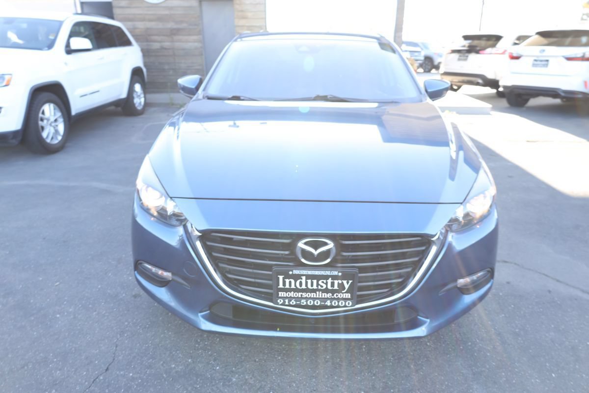 Used 2017 MAZDA MAZDA3 Touring w/ Popular Equipment Package FWD image 4