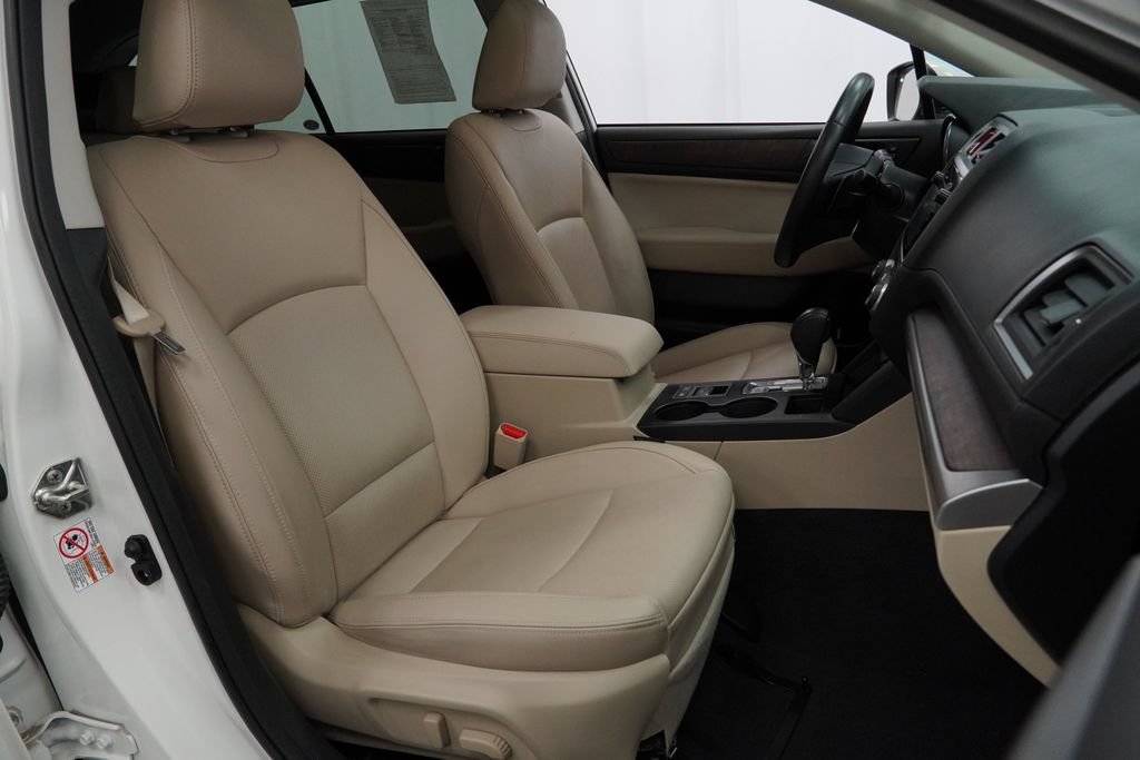 Used 2016 Subaru Outback 2.5i Limited AWD/4WD image 49