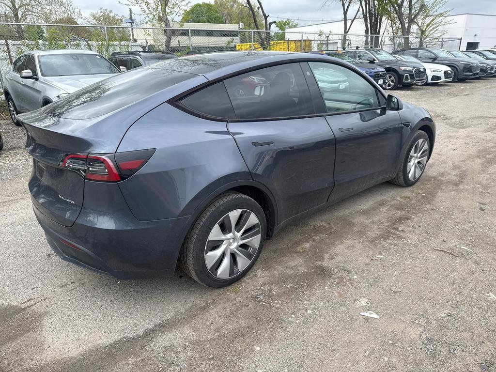 Used 2023 Tesla Model Y Long Range AWD/4WD image 6