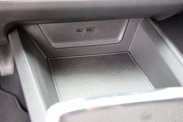 New 2026 Chevrolet Equinox RS w/ Convenience Package III image 23