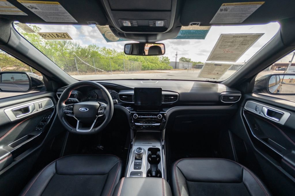 Used 2023 Ford Explorer ST-Line w/ Class IV Trailer Tow Package image 19